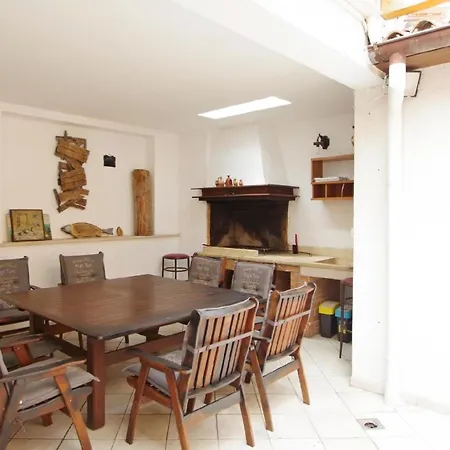 Appartamento In Mit Terrasse, Grill Und Garten *